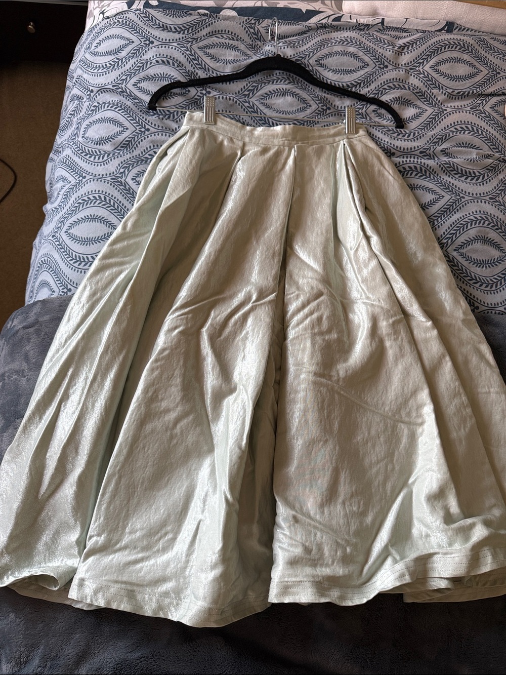 Satin Pleated A-Line Women's Skirt in Light Mint
